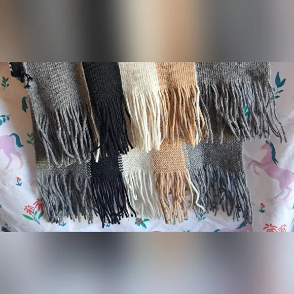 NWT Boss Tan & Grey Stripe Wool Neutral Causal Unisex Preppy Winter Scarf Wrap - Picture 6 of 11